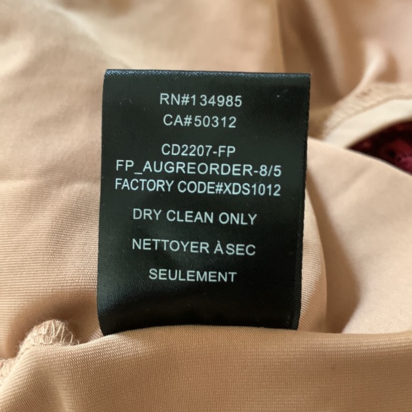 For Love & Lemons Lace Dress Size L Burgundy NWT - Picture 11 of 11